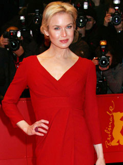 Renee Zellweger - Renee Zellweger drops out of the Golden Globes to comfort Bradley Cooper - Bradley Cooper - Renee Zellweger Bradley Cooper - Golden Globes - Celebrity News - Marie Clarie - Marie Claire UK