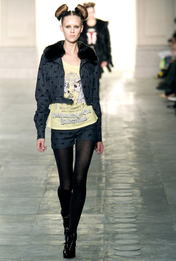 Topshop Unique Autumn/Winter 2011 Catwalk Photos - London Fashion Week