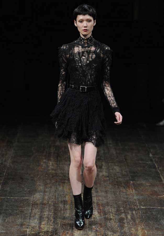 Julien Macdonald Autumn Winter 2011