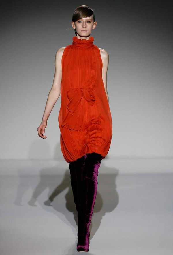 Alberta Ferretti Autumn Winter 2011 Milan Fashion Week Catwalk Photos