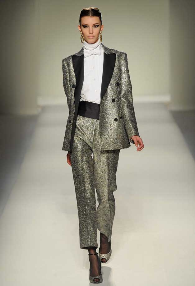 Moschino Autumn Winter 2011