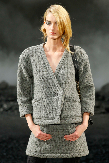 Chanel autumn/winter 2011 - Paris Fashion Week