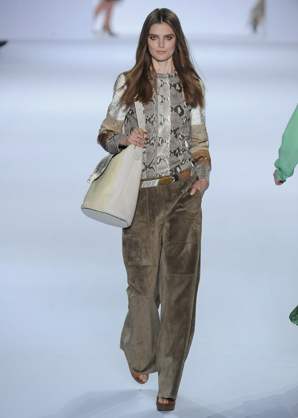 Chloe Autumn Winter 2011 Paris Fashion Week Photos
