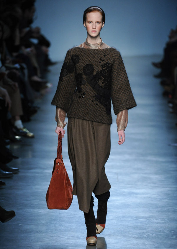 Vanessa Bruno Autumn Winter 2011 Catwalk Photos Paris Fashion Week