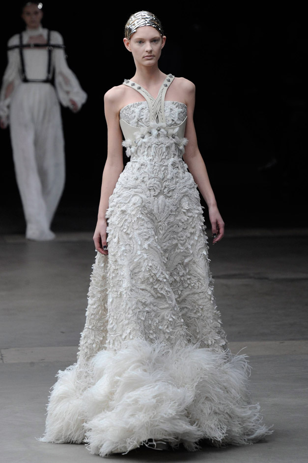 Alexander McQueen Autumn/Winter 2011 - Paris Fashion Week, Marie Claire