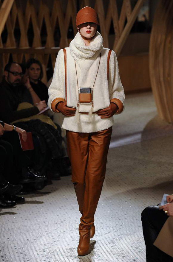 Hermes Autumn Winter 2011 Catwalk Photos