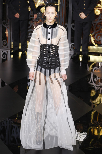 Louis Vuitton Autumn/Winter 2011 - Paris Fashion Week, catwalk, collection, Marie Claire