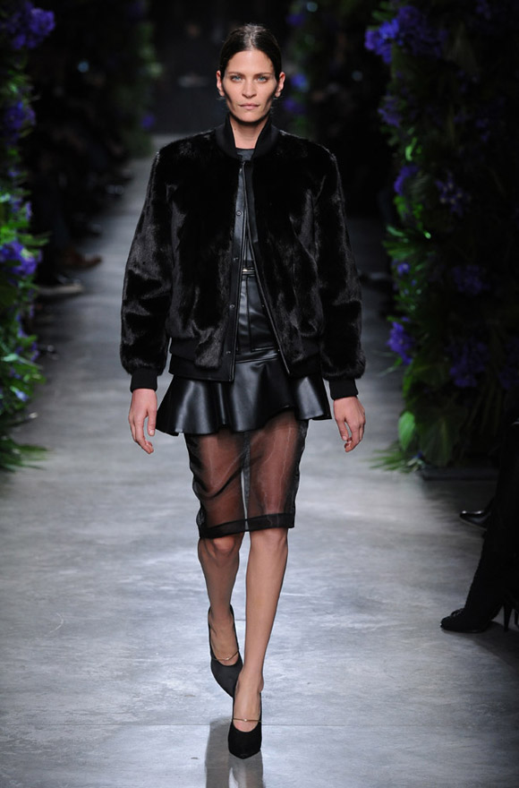 Givenchy Autumn Winter 2011 Catwalk Photos