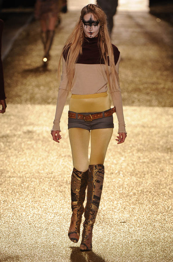 Vivienne Westwood Autumn Winter 2011 Catwalk Photos