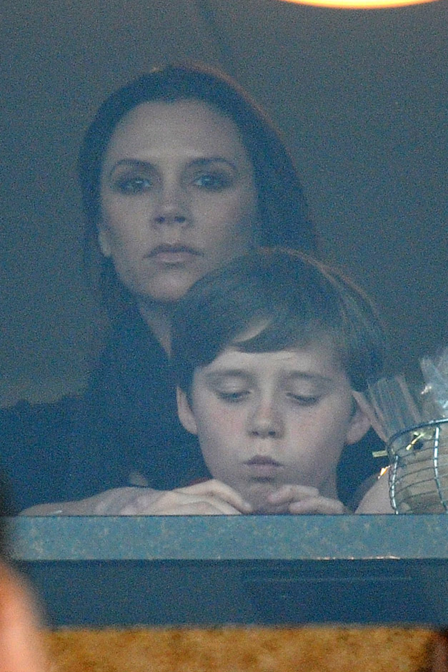 Victoria and Brooklyn Beckham - David Beckham, The Beckhams, Victoria Beckham, pregnant, watch, watching, supporting, LA Galaxy, game, box, see, pics, pictures, Marie Claire
