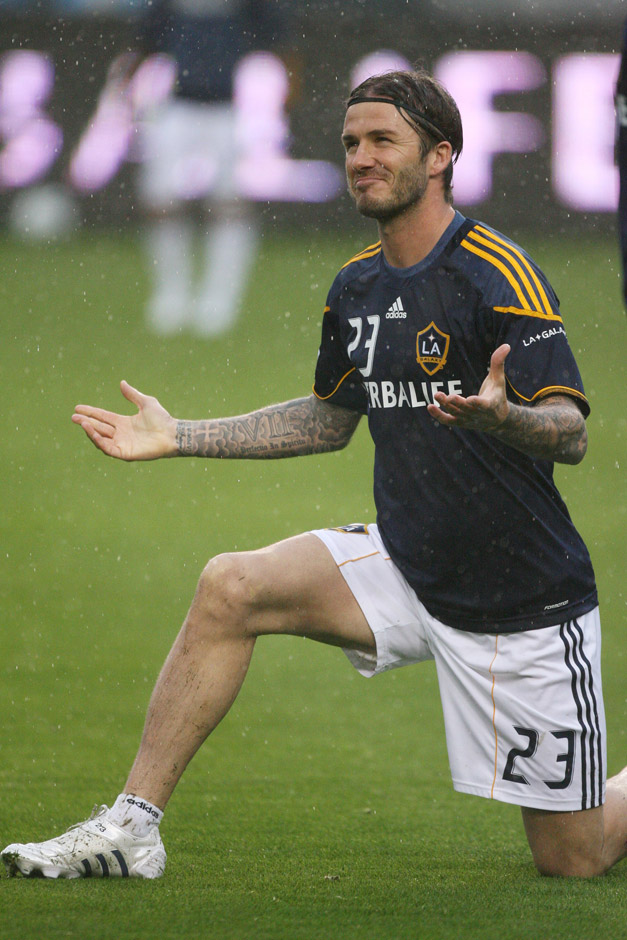 David Beckham - David Beckham, The Beckhams, Victoria Beckham, pregnant, watch, watching, supporting, LA Galaxy, game, box, see, pics, pictures, Marie Claire