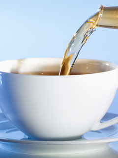 How drinking tea helps you lose weight ? just as long as you don't add milk