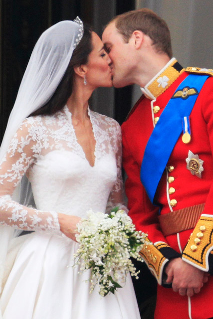 The Royal Wedding kiss