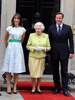 Samantha Cameron wearing a Jonathan Saunders dress again to lunch with the Queen
