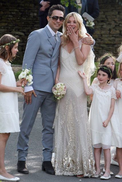 Kate Moss and Jamie Hince - Celebrity Weddings 2011 - Celebrity Weddings - Wedding - Wedding pictures - Marie Claire - Marie Claire UK