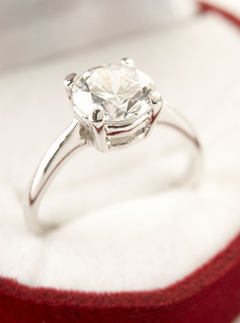 Engagement ring (LP)