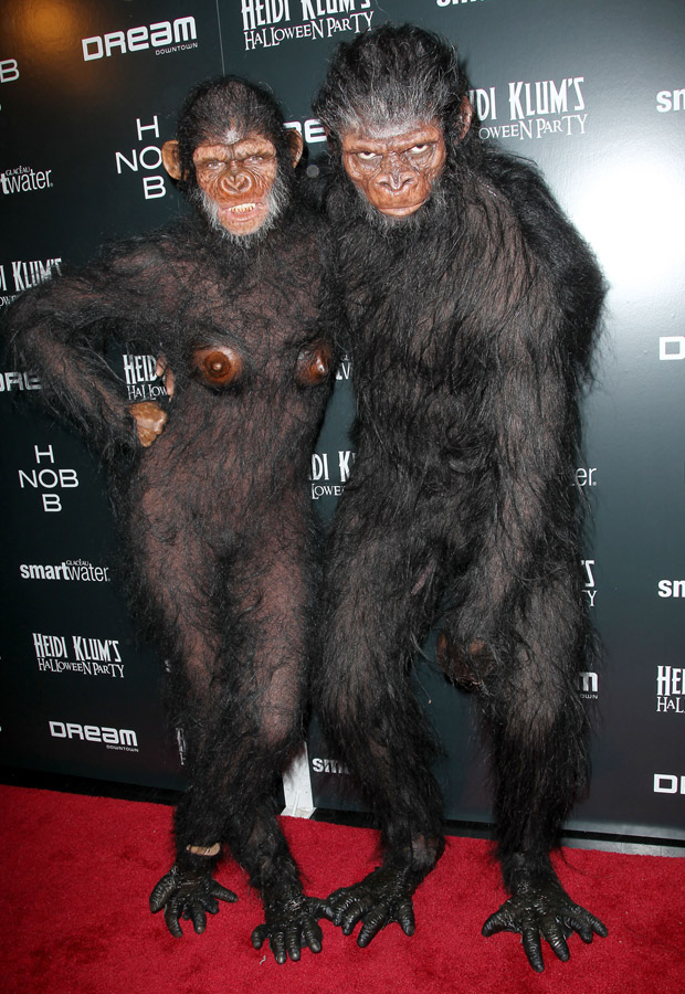 Heidi Klum and Seal dressed as gorillas Halloween 2011