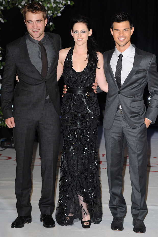 Robert Pattinson, Kristen Stewart & Taylor Lautner - Twilight Breaking Dawn premiere - Twilight Premiere - Twlight Breaking Dawn - Twilight - BReaking Dawn UK premiere - Robert Pattinson - Kristen Stewart - Taylor Lautner - Marie Claire - Marie Claire UK