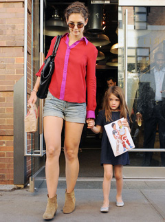Suri Cruise and Katie Holmes