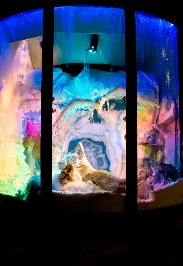 Harvey Nichols - christmas - christmas windows - shops - london - christmas window displays - festive - pictures