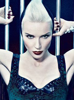 New Daphne Guinness collection for M?A?C Cosmetics