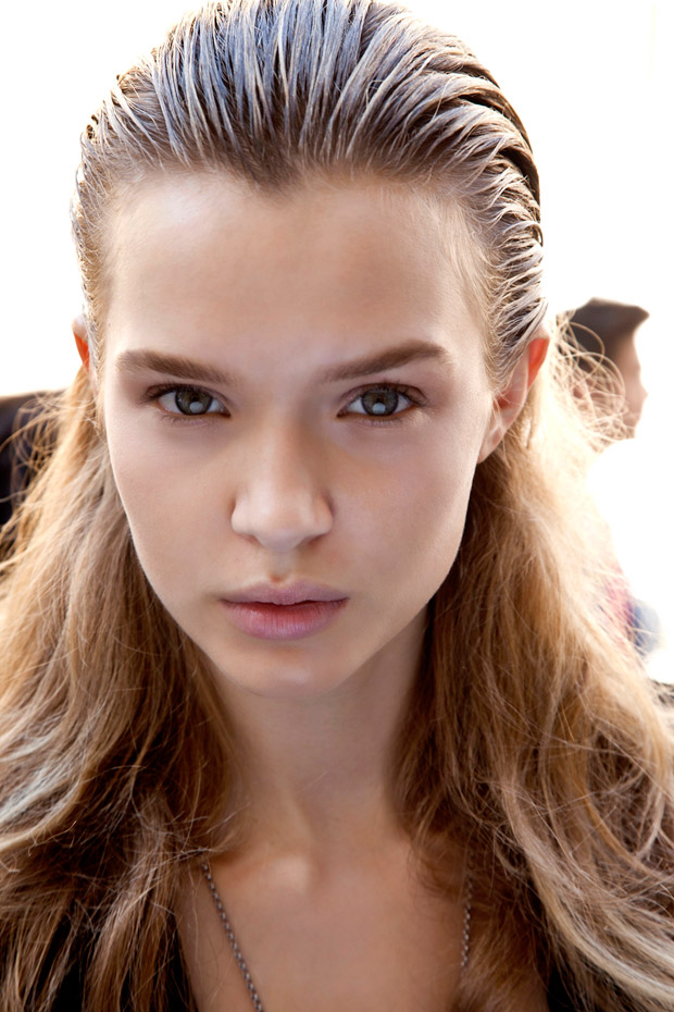 Catwalk Hairstyles Giambattista Valli Wet Look Hair