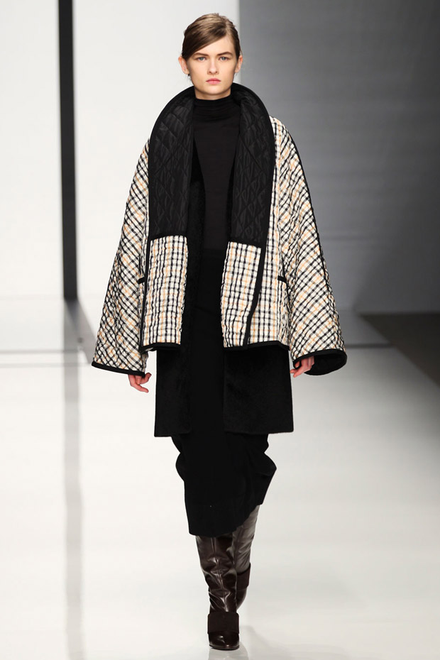 Daks Autumn Winter 2012 Catwalk Show