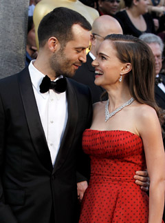 Natalie Portman & Benjamin Millpied - Have Natalie Portman & Benjamin Millepied secretly married? - Natalie Portman engagement ring - Marie Claire - Marie Claire UK