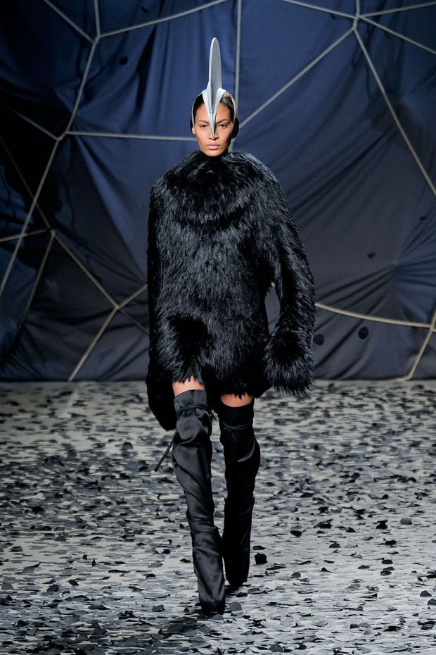 Gareth Pugh A/W 2012, gareth pugh, paris fashion week, marie claire, marie claire uk