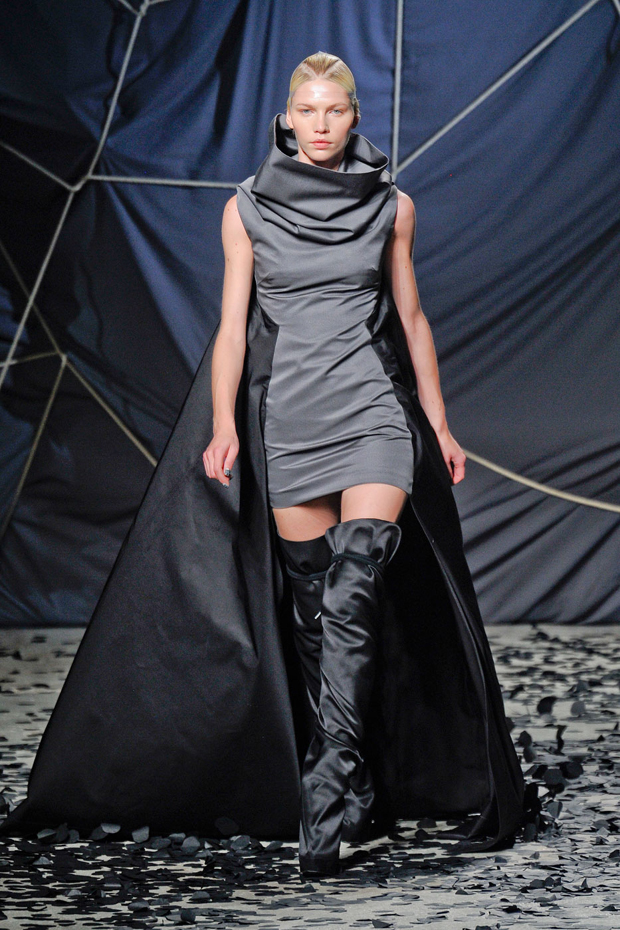 Gareth Pugh A/W 2012, gareth pugh, paris fashion week, marie claire, marie claire uk