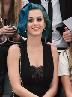 Katy Perry at the Chanel autumn/winter 2012 show - Paris Fashion Week - front row pictures