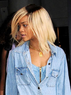 Rihanna wears blonde hair with dark roots - beauty news - celebrity gossip