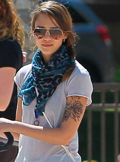 Jessica Alba - Jessica Alba debuts new tattoo - Jessica Alba tattoo - Marie Claire - Marie Claire UK