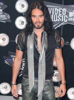 Russell Brand fine over split from wife Katy Perry - celebrity gossip