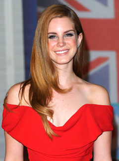 Mulberry releases limited number of Lana Del Rey bags - fashion news
