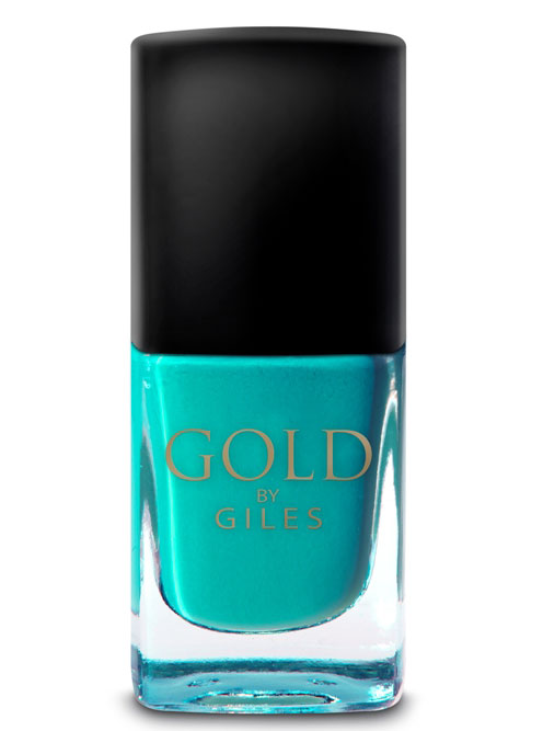 Giles - New Look - Deacon - make-up - nails