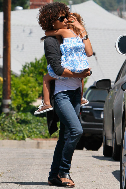 Halle Berry - Halle Berry's curly new 'do: love or hate? - Halle Berry hair - Marie Claire - Marie Claire UK