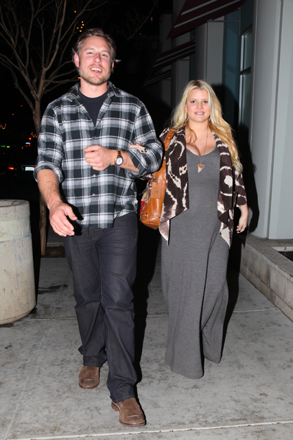 Jessica Simpson, Jessica Simpson baby, Jessica Simpson pregnant, Jessica Simpson gives birth, Jessica Simpson twitter, Celebrity babies,celebrity mums, celebrity babies 2012, Jessica Simpson news, celebrity news, Maxwell Drew Johnson, celebrity baby names