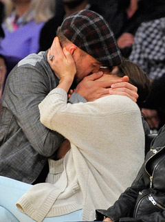 Justin Timberlake and Jessica Biel at an LA Lakers basketball game