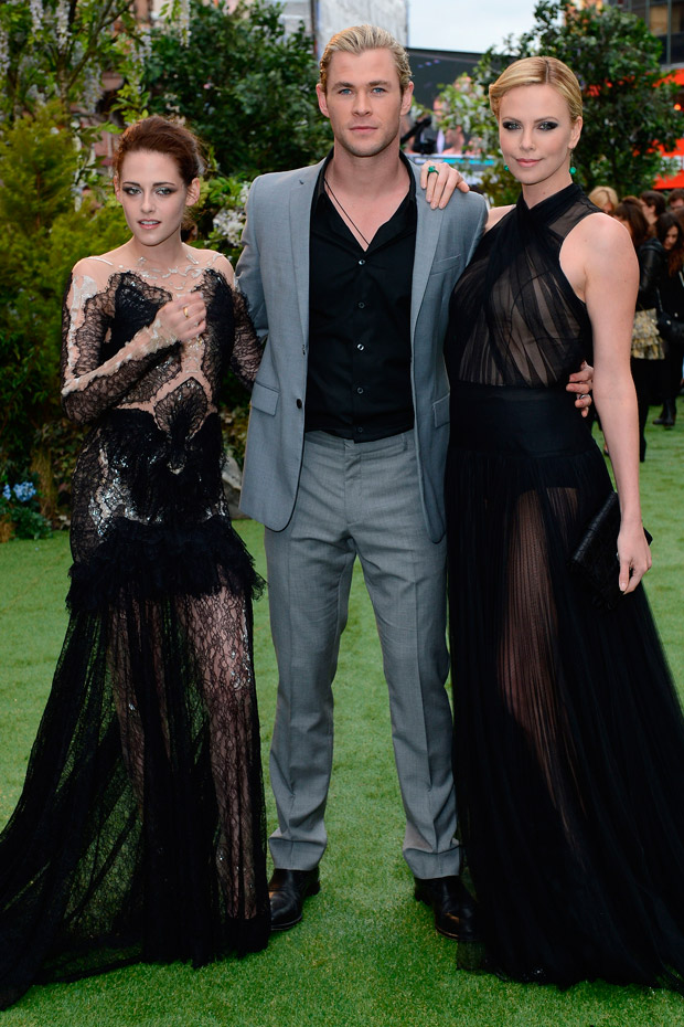 Kristen Stewart, Charlize Theron & Chris Hemsworth at the Snow White and the Huntsman Premiere