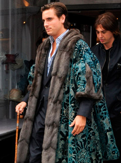 Scott Disik steps out in strange cape for Kim Kadashian's reality show
