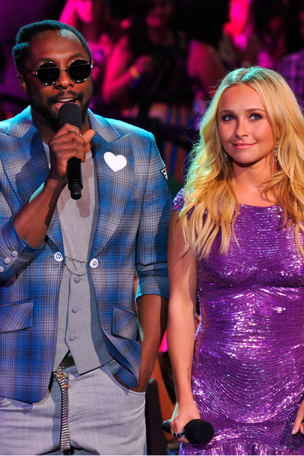 Will.i.am and Hayden Panettiere at the Teen Choice Awards 2012