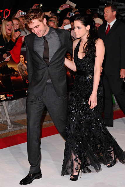 Robert Pattinson and Kristen Stewart 