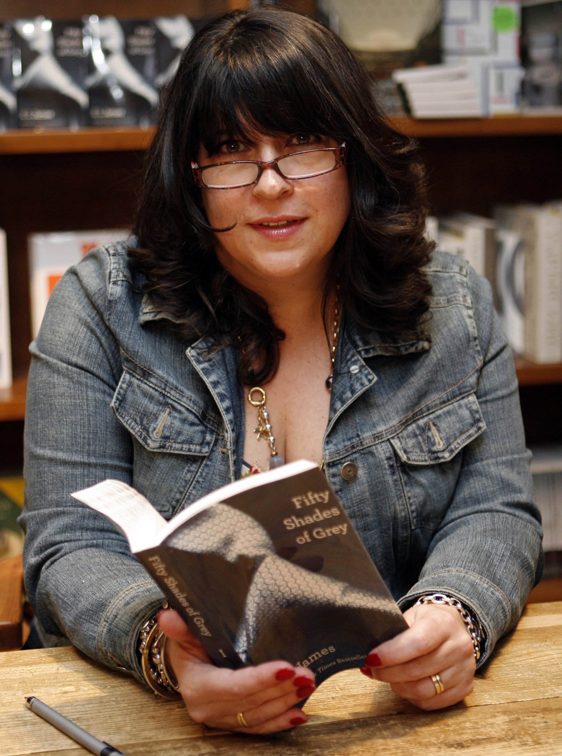 EL James reading