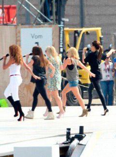 Spice Girls rehearsing for Olympics closing ceremony