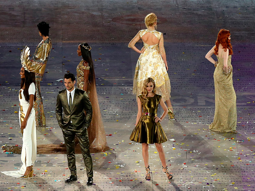 Supermodels at the Olympic Closing Ceremony