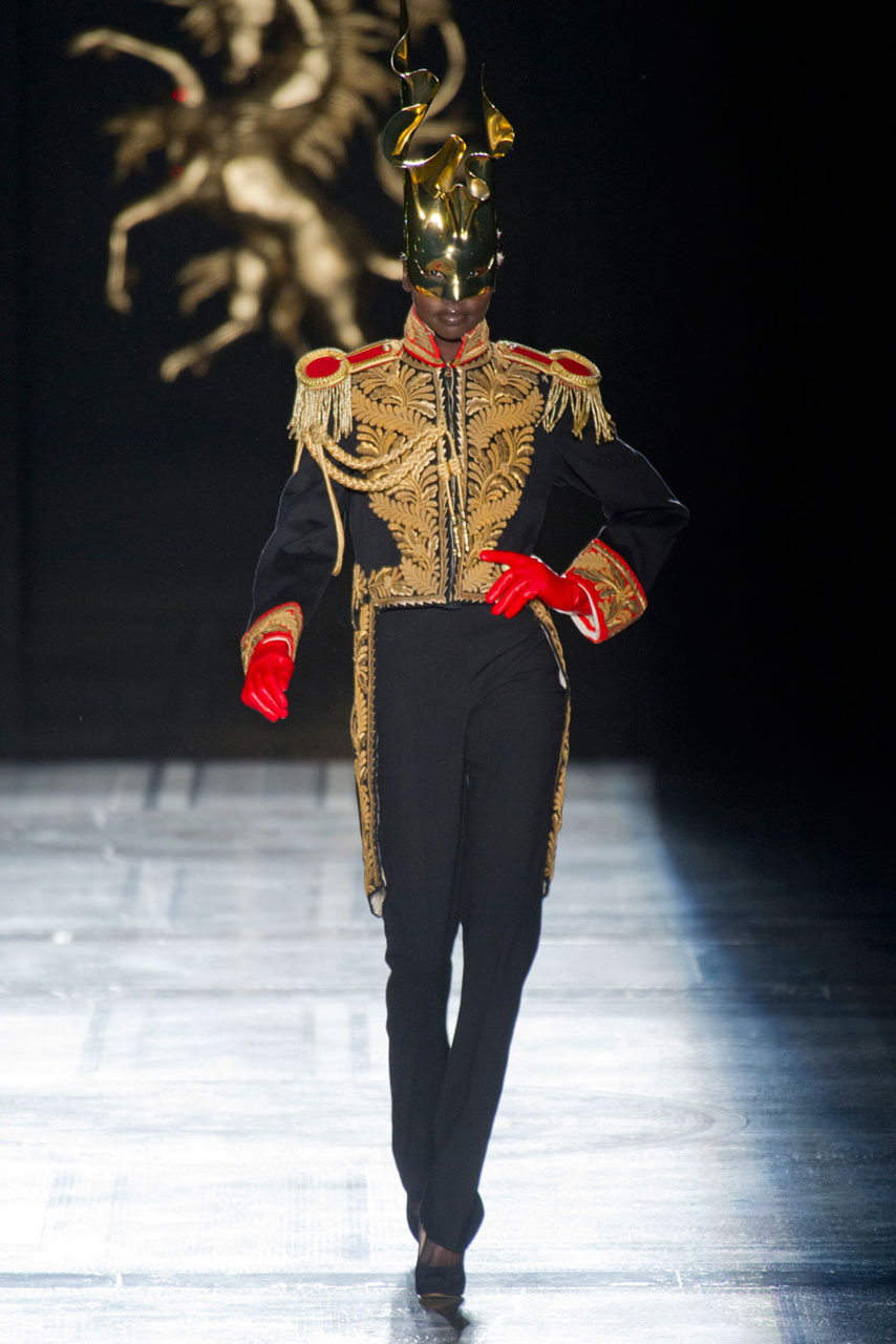 Philip Treacy - London Fashion Week Spring Summer 2013 - Marie Claire - Marie Claire UK