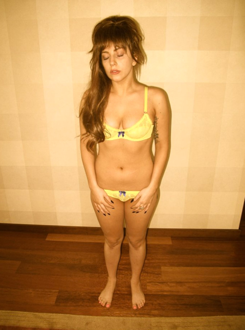 Lady Gaga hits back at fat jibes