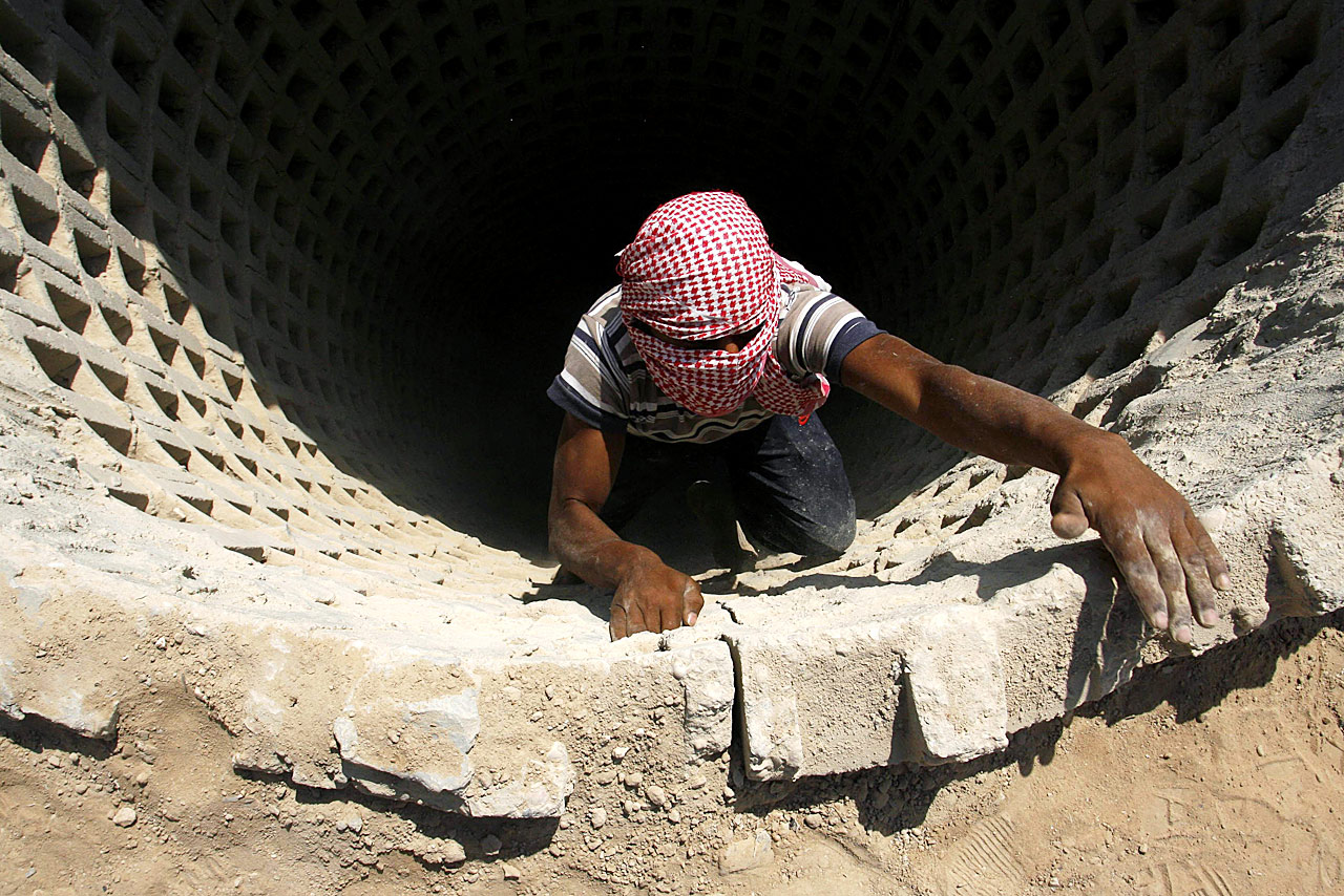 Smuggling tunnels