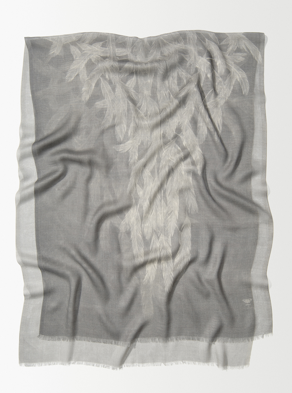 ahilya & ANTHROPOLOGIE Feather Print Scarf 